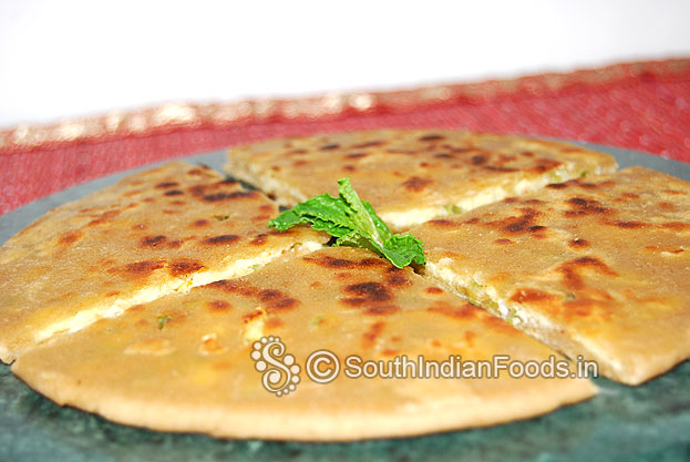 Paneer bell pepper paratha