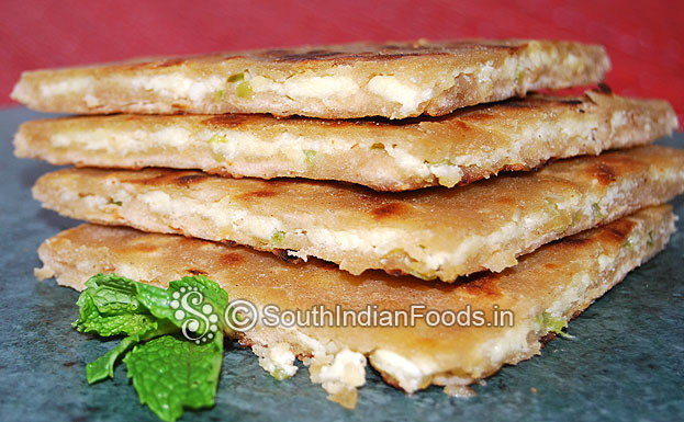 Paneer capsicum masala paratha