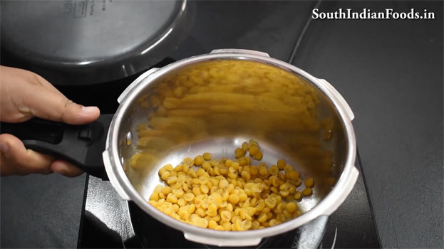 Paruppu poli step 8