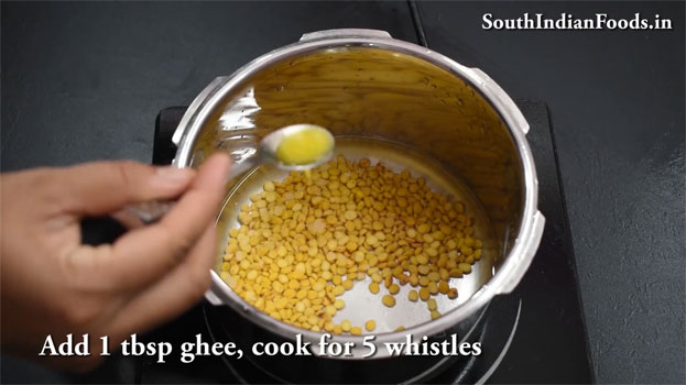 Paruppu poli step 6
