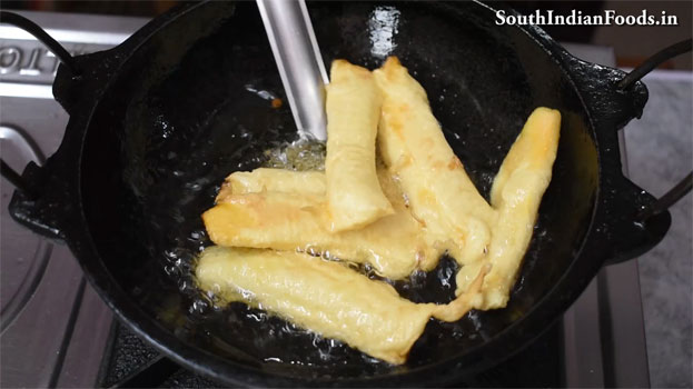 Crispy pazham pori step 16