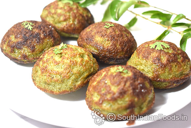 Green moong kuzhi paniyaram / pachai payaru paniyaram is ready, serve hot with coconut chutney.