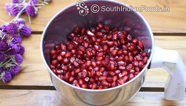 Pomegranate rose rava kesari step 1