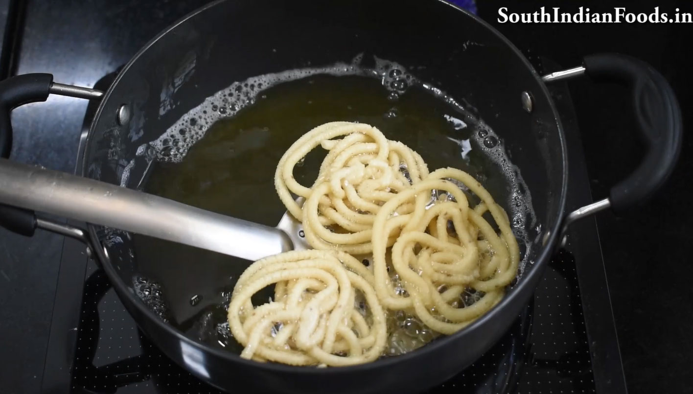Pulungal arisi murukku recipe step 21