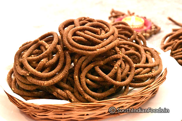 Ragi thenkuzhal murukku 