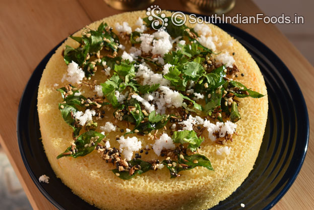 Carrot semolina dhokla