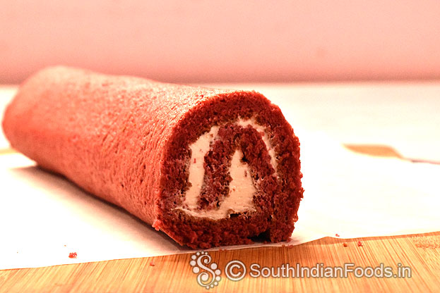 Red velvet swiss roll cake step 28