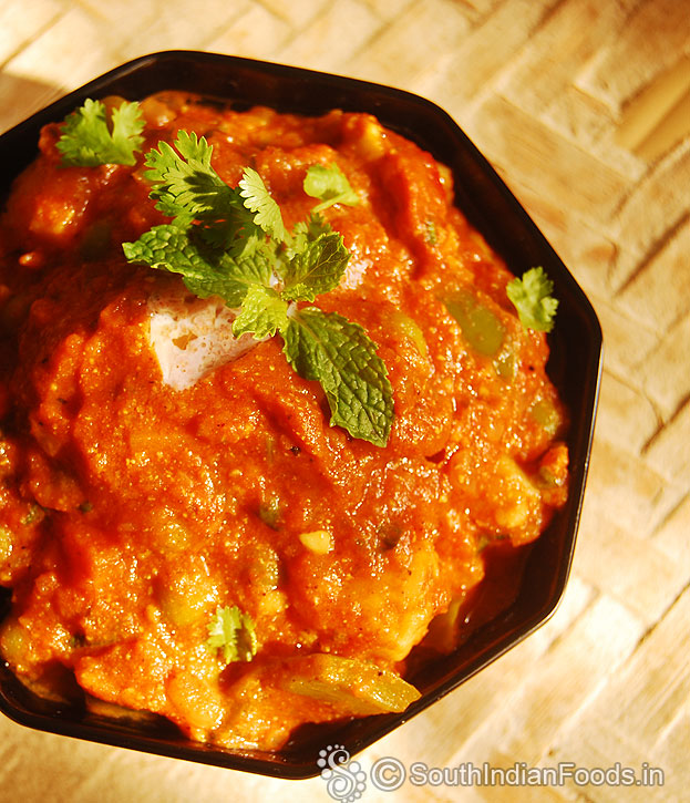 Restaurant style mixed vegetable curry