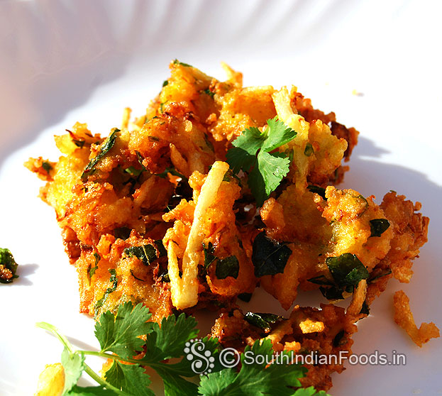 Arisi pakoda