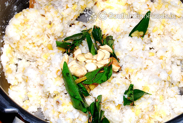 Add seasoned ingredients & roasted cashew nuts