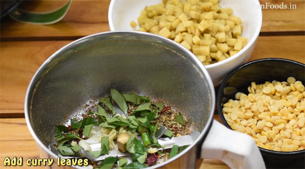 Crispy senai kizhangu masala vadai step 6