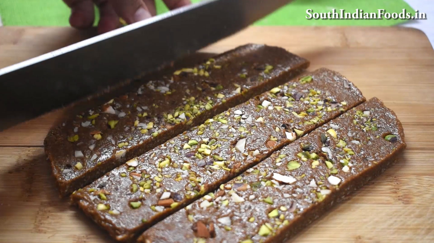 Sesame jaggery burfi in 10 min