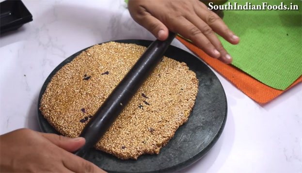 Sesame rose chikki sep 32