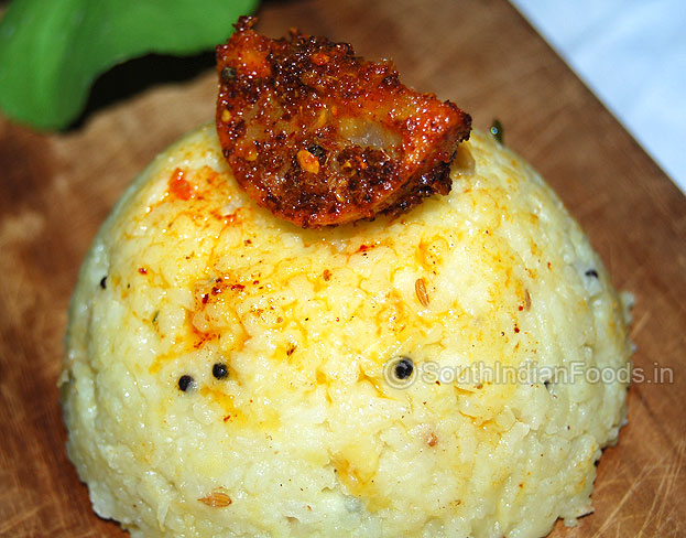 Serve hot with lemon pickle