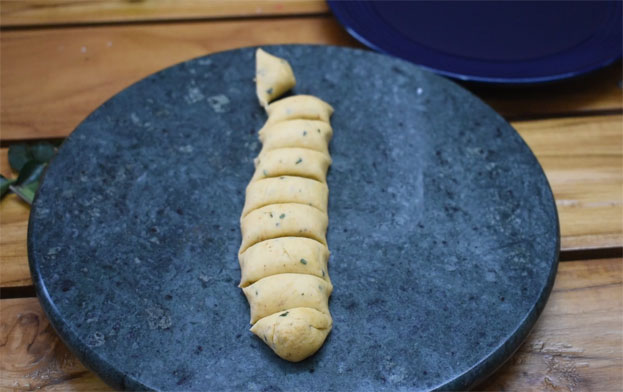 Spicy gavvalu step 10