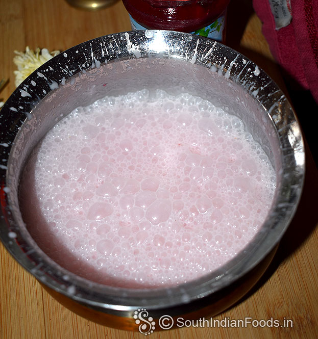 Add ice cubes, serve chilled