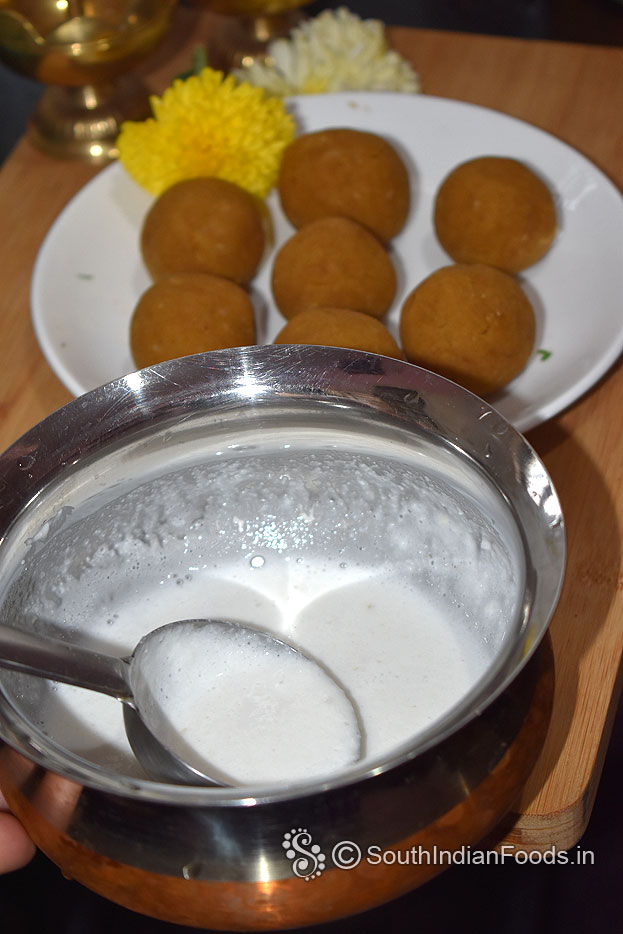 Take idli batter/ dosa batter