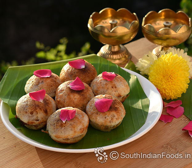 Suzhiyam in appam pan