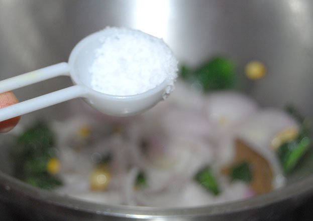 Add onion, curry leaves, salt