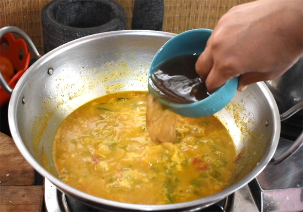 Add tamarind mixture, boil for 5 min