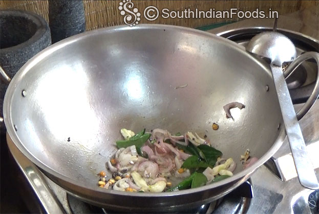 Heat pan, add oil, mustard, chana dal, urad dal, onion, garlic, curry leaves, green chilli, asafoetida