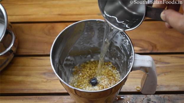 Thatte idli recipe step 4