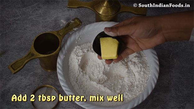 Instant thenkuzhal murukku recipe step 10