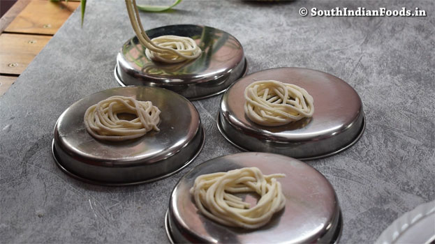 Instant thenkuzhal murukku recipe step 21