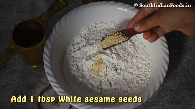 Instant thenkuzhal murukku recipe step 7
