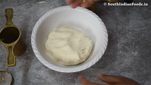 Instant thenkuzhal murukku recipe step 14