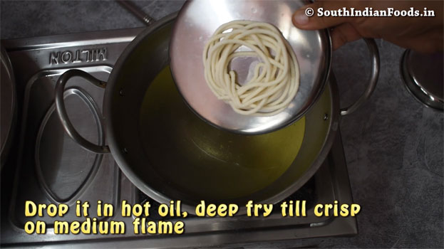 Instant thenkuzhal murukku recipe step 20