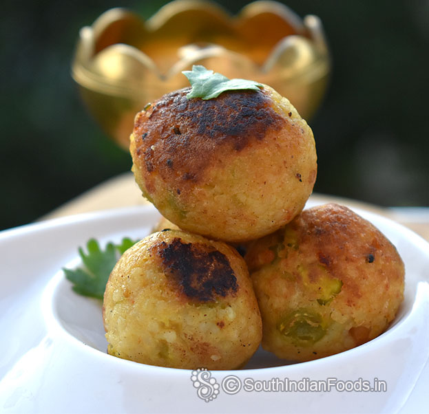 Crispy thinai balls