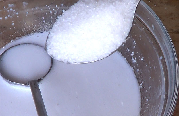 Add sugar, mix well