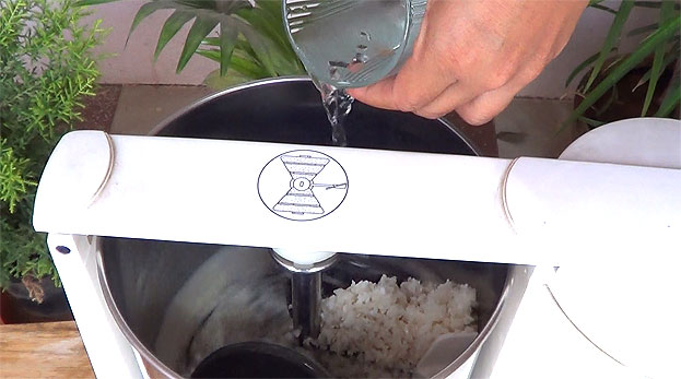 Add water & grind to smooth batter