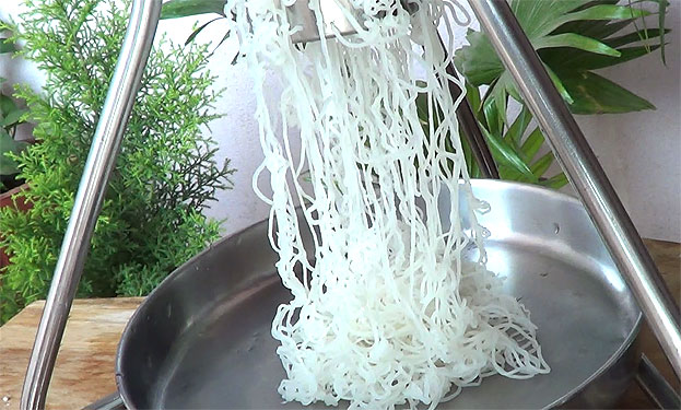 Soft & smooth idiyappam ready