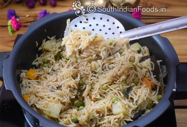 Veg pulao & pomegranate raita step 16