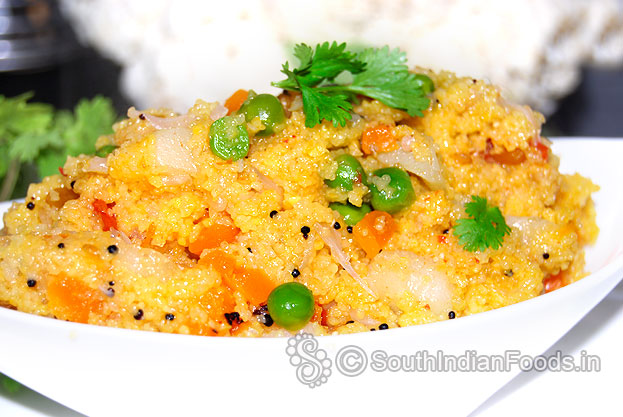 Add chopped coriander leaves& Transfer to a serving bowl, serve hot with pickle or chutney