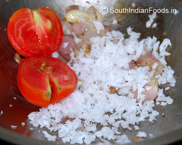 Roast coconut & tomato