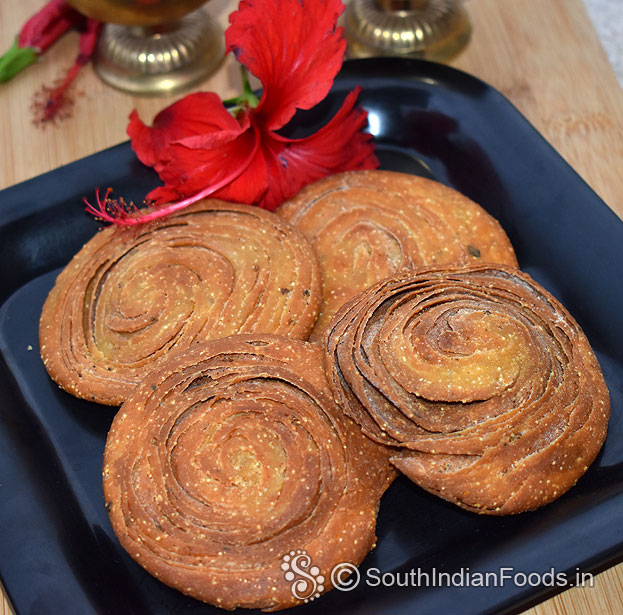 Namkeen puri