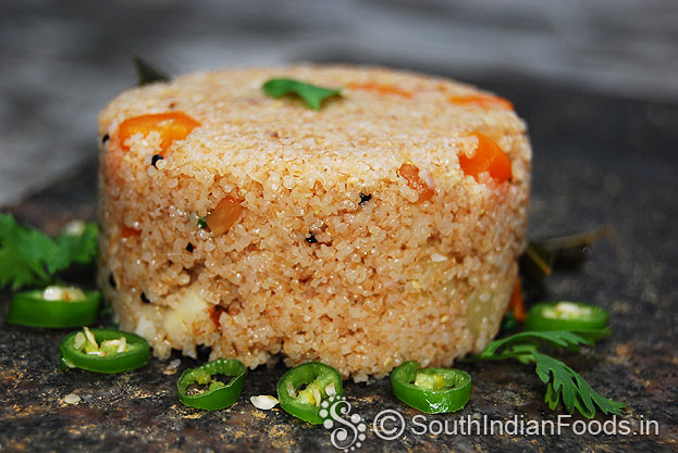 Vegetable godhuma rava upma