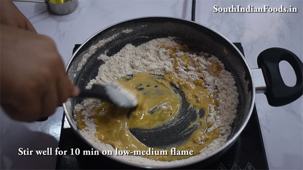 Godhumai karuppatti halwa step  4