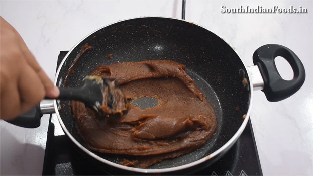 Godhumai karuppatti halwa step 19