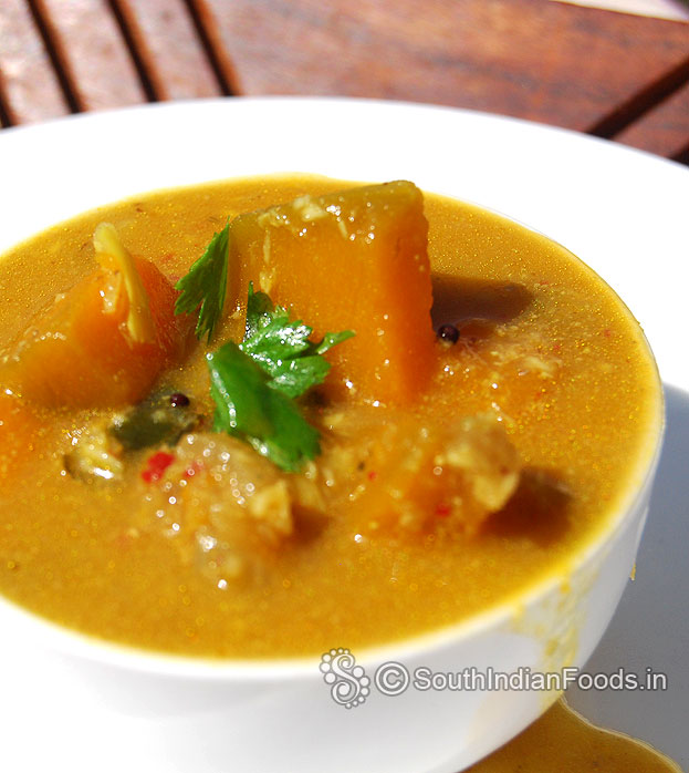 Yellow pumpkin coconut milk curry