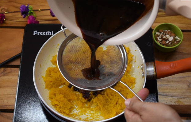 Yellow pumpkin jaggery halwa step 9
