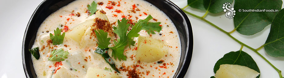 Aloo raita with tadka