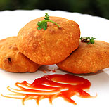 Aloo paneer kachori