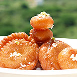 Badusha or Balushahi sweet