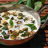 Bhindi raita