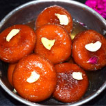 Easy bread gulab jamun