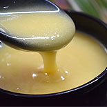 Homemade sweet condensed milk